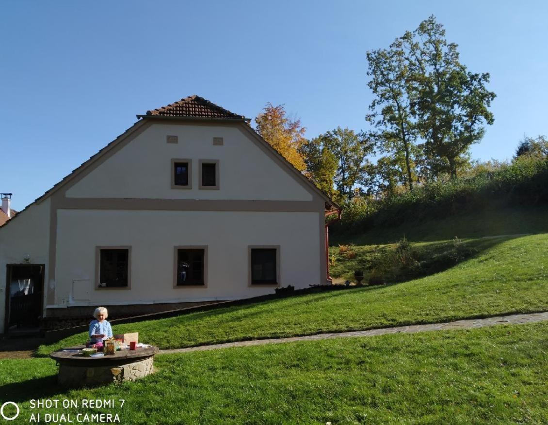 Kremze Old House In Forest מראה חיצוני תמונה