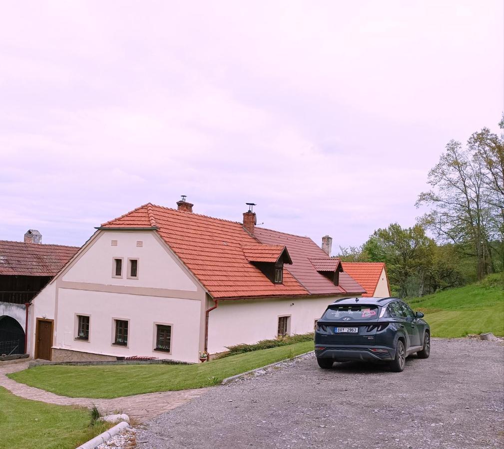 Kremze Old House In Forest מראה חיצוני תמונה