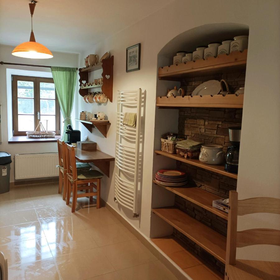 Kremze Old House In Forest מראה חיצוני תמונה